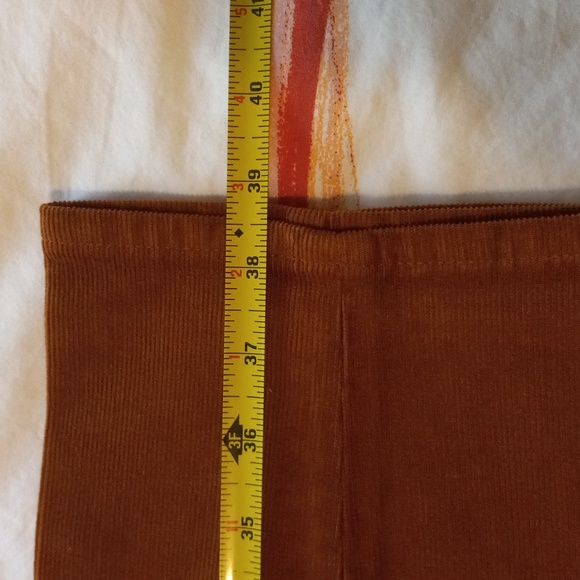J.Crew corduroy light brown pants. Size 31. Used few times, in good condition. - Picture 7 of 7